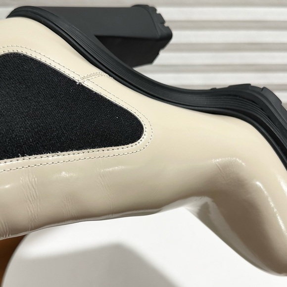 🌹ALEXANDER MCQUEEN🌹 Leather Chelsea Block-Heel Boots Size: 39 - Picture 8 of 14